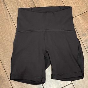Lululemon Shorts 6”